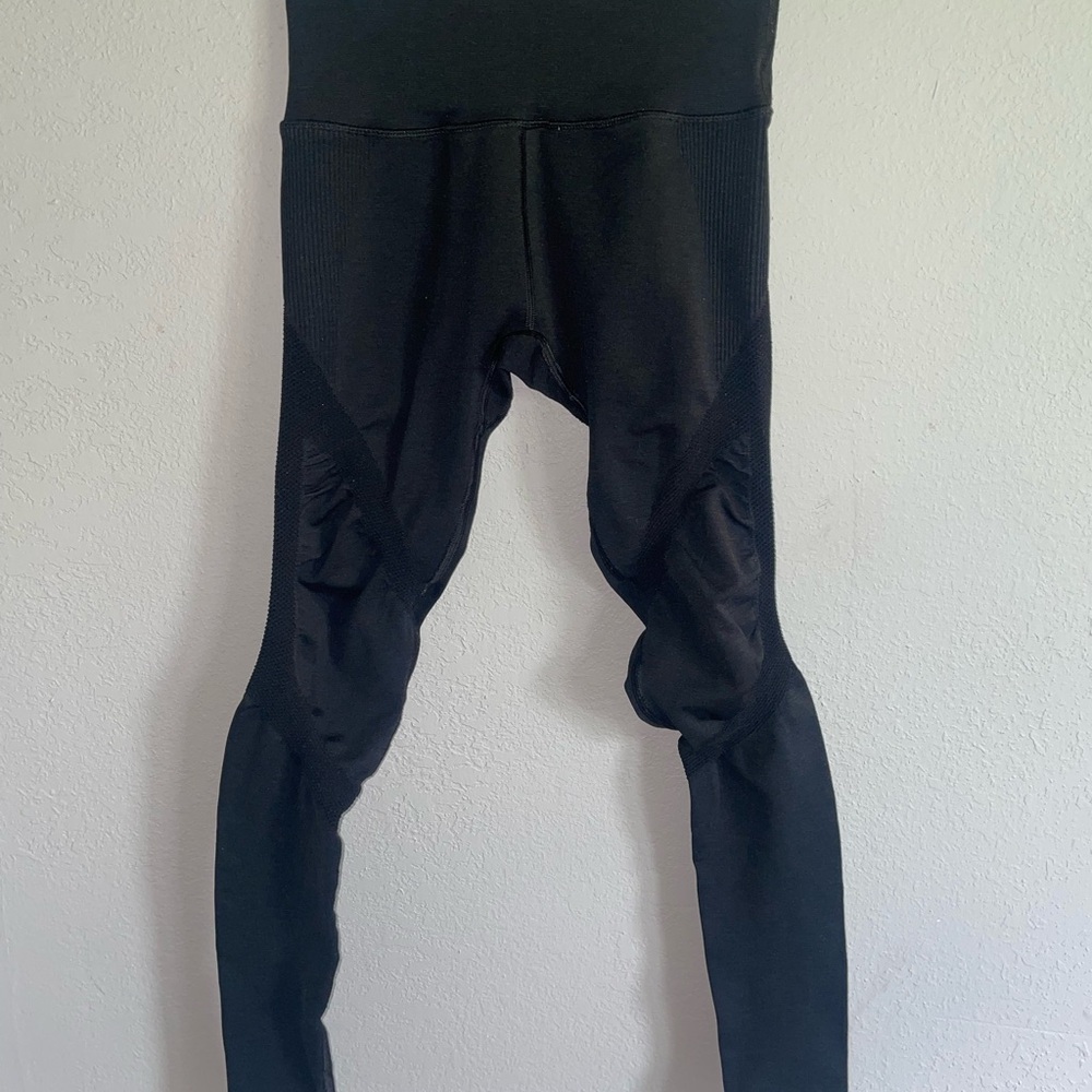 Alphalete Black Halo Seamless Leggings Compression Athletic Gym Womens Small - Picture 2 of 9